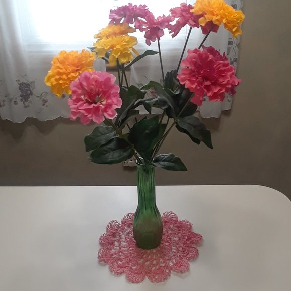 HP - Doily Intricate Handmade Coral Crochet 10" - Picture 2 of 7